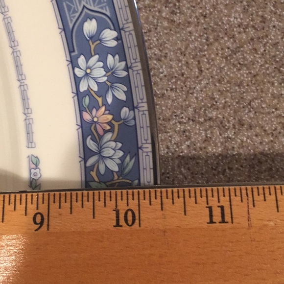 Oval Serving Platter - Randolph by Noritake - Picture 6 of 10